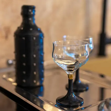 Meteoron Theasis Apartment