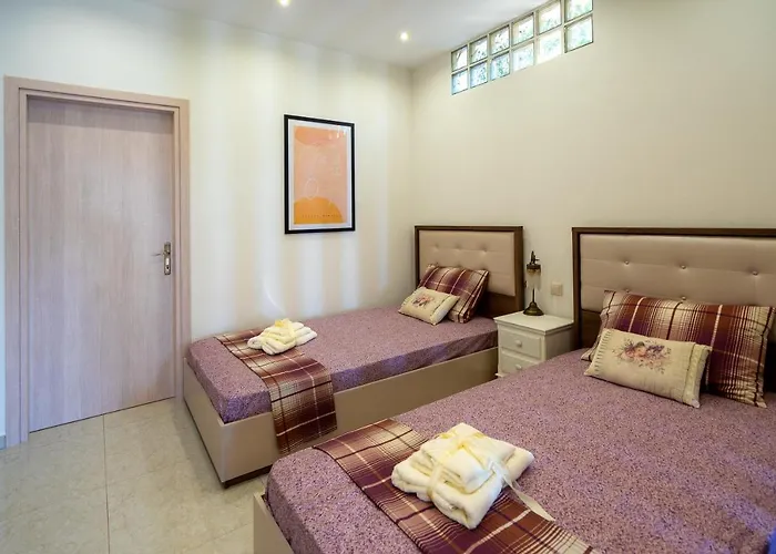 Meteoron Theasis Apartament *